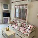 Elora Appartement Ofrínion