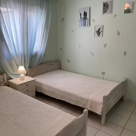 Elora Apartamento Ofrínion